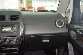 2016款铃木天语SX4