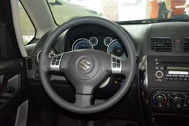 2016款铃木天语SX4