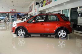 2016款铃木天语SX4