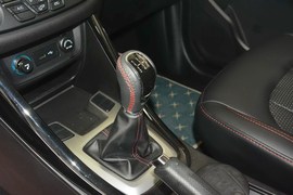 2016款奇瑞瑞虎5