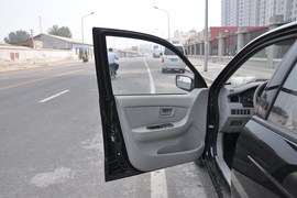 2010款一汽夏利N5