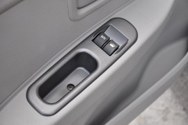 2010款一汽夏利N5