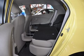 2011款丰田雅力士