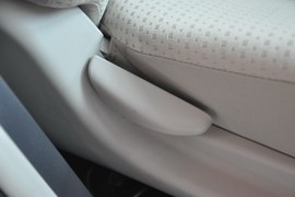 2011款丰田雅力士