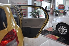 2011款丰田雅力士