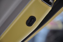 2011款丰田雅力士