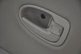 2011款丰田雅力士