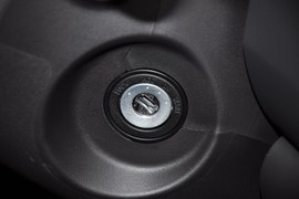 2011款丰田雅力士