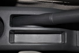 2011款丰田雅力士