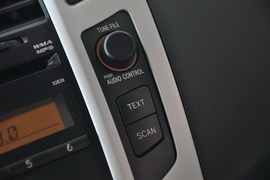 2011款丰田雅力士