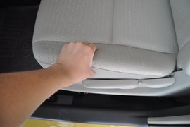 2011款丰田雅力士