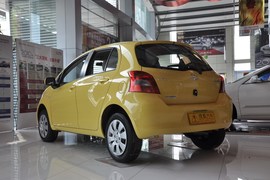 2011款丰田雅力士