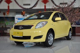 2011款丰田雅力士