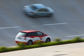 2010款比亚迪E6电动车试驾实拍