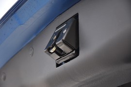 2010款海马欢动1.6L