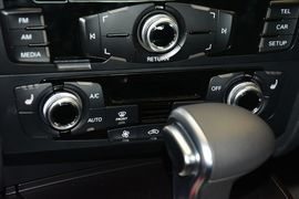 2016款奥迪A4L