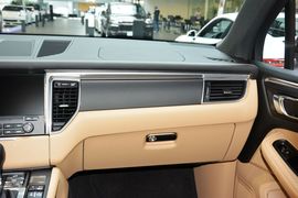 2017款保时捷Macan