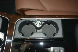 2016款奥迪A8L
