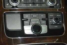 2016款奥迪A8L