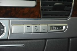 2016款奥迪A8L