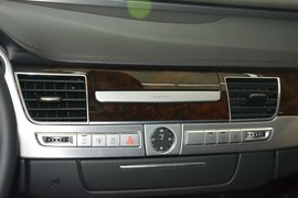 2016款奥迪A8L