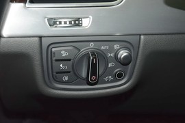 2016款奥迪A8L