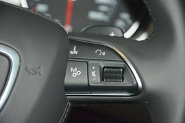 2016款奥迪A8L