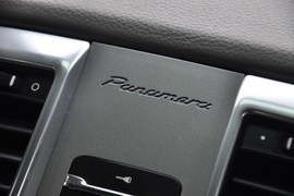 2010款保时捷Panamera