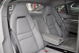 2010款保时捷Panamera