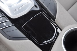 2010款保时捷Panamera