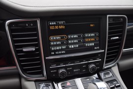 2010款保时捷Panamera