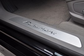 2010款保时捷Panamera