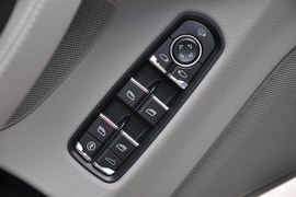 2010款保时捷Panamera