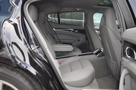 2010款保时捷Panamera