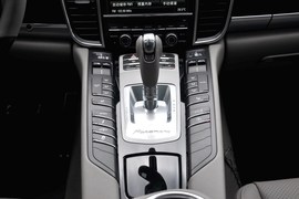 2010款保时捷Panamera