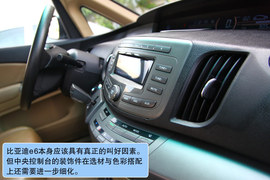2010款比亚迪E6电动车试驾实拍