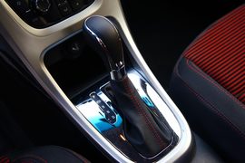 2010款别克英朗XT