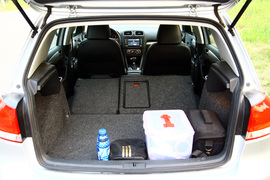 2010款高尔夫1.4TSI与英朗XT