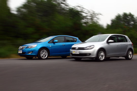 2010款高尔夫1.4TSI与英朗XT