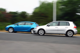 2010款高尔夫1.4TSI与英朗XT