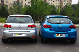 2010款高尔夫1.4TSI与英朗XT