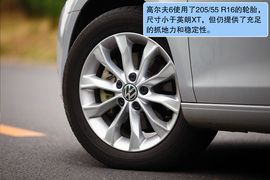 2010款高尔夫1.4TSI与英朗XT