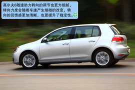 2010款高尔夫1.4TSI与英朗XT