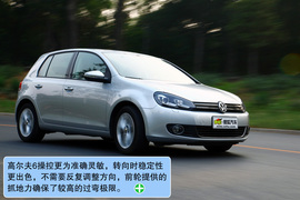 2010款高尔夫1.4TSI与英朗XT