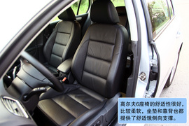 2010款高尔夫1.4TSI与英朗XT