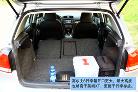 2010款高尔夫1.4TSI与英朗XT