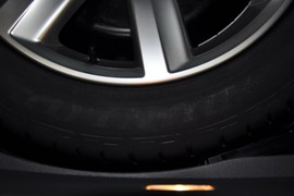 2011款大众辉腾V6