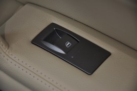 2011款大众辉腾V6