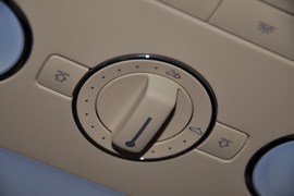 2011款大众辉腾V6