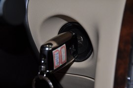 2011款大众辉腾V6